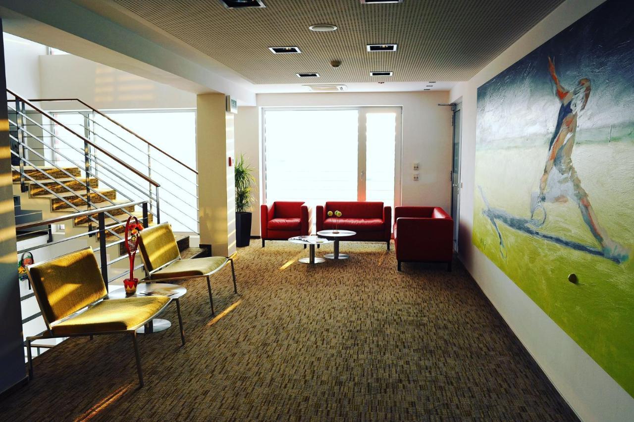 Hotel Empire Trnava Exterior photo